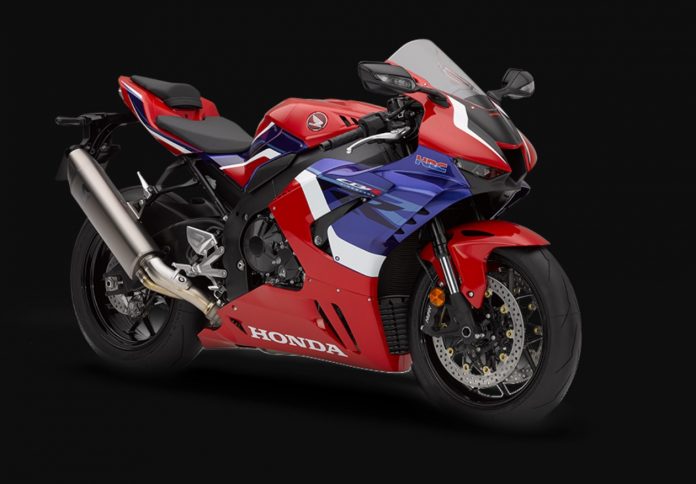 Honda CBR1000RR-R Fireblade (Side)